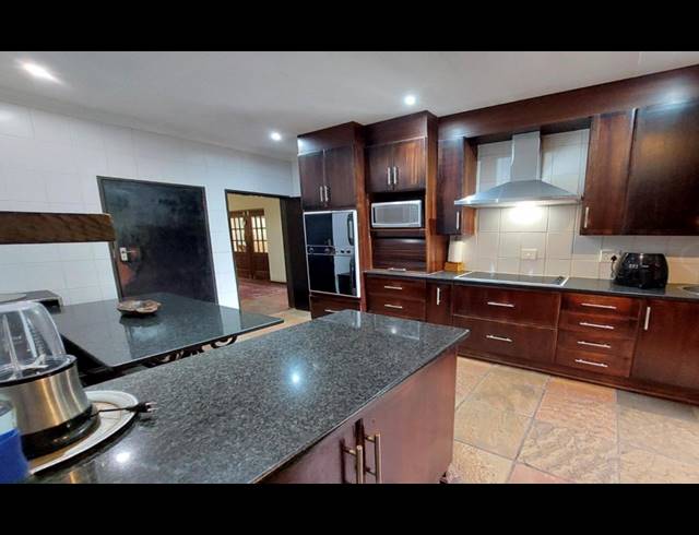 4 BEDROOM HOUSE FOR SALE IN LUKASRAND